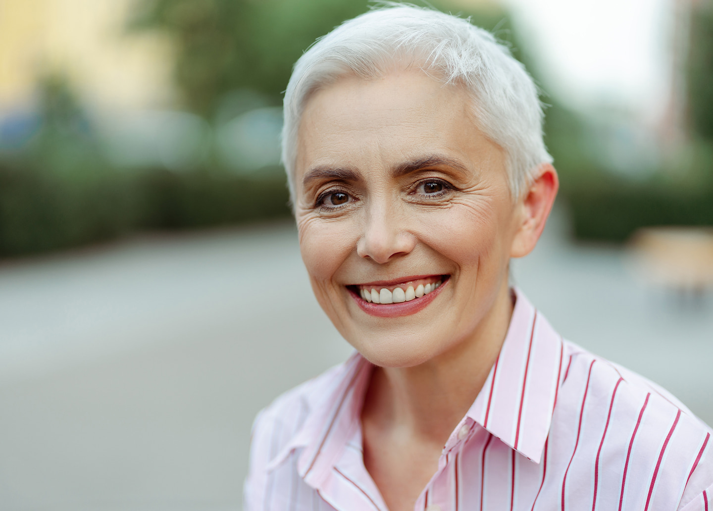 Comfort and minimal pain during All-on-4 dental implant procedure